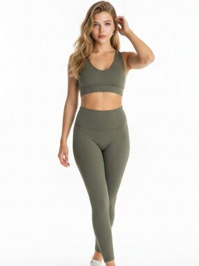 yelete Women's Green activewear set